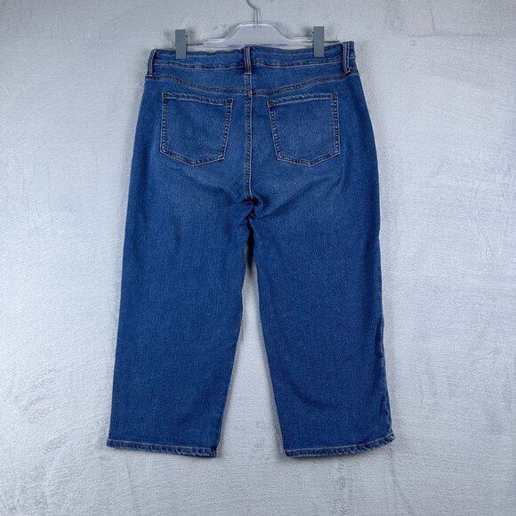 Gloria Vanderbilt Women's Capri Jeans Rail Straight Slimming Effect Blue Size 10 - Picture 2 of 10